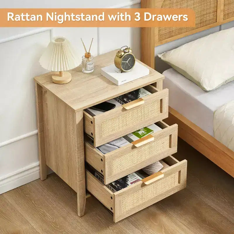Commode en bois à 3 tiroirs, table de chevet en rotin, poignée en métal et pieds en bois massif pour chambre, salon, entrée