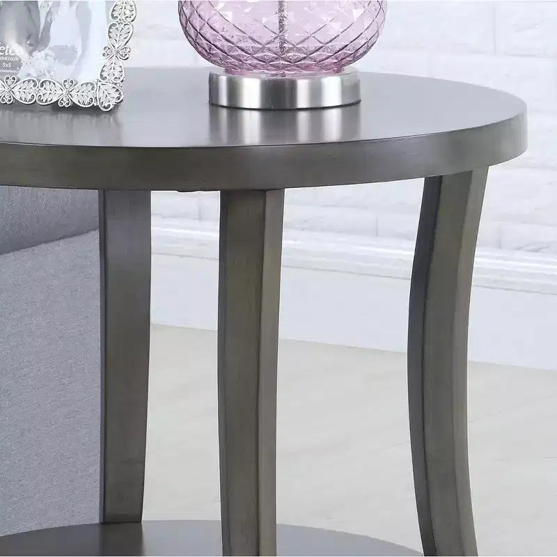 Élégante table d'appoint ronde avec pieds arqués, table d'appoint avec étagère de rangement et plateau épais, petite table pour salon, chambre à coucher