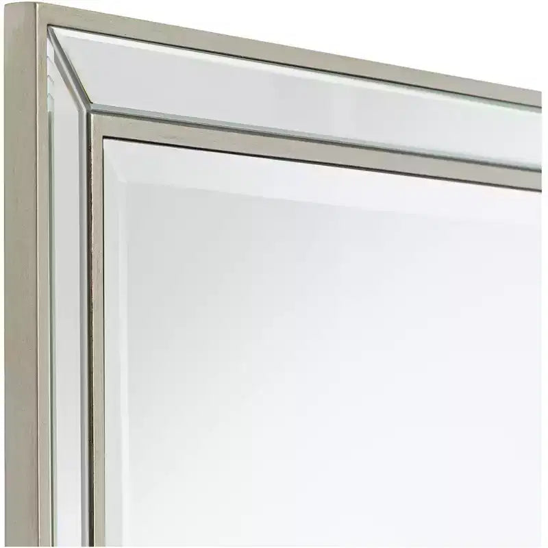 Miroir mural rectangulaire Helena, cadre biseauté argenté moderne, 25 po de largeur, pour salle de bain, chambre à coucher, salon, bureau à domicile, entrée